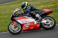 enduro-digital-images;event-digital-images;eventdigitalimages;mallory-park;mallory-park-photographs;mallory-park-trackday;mallory-park-trackday-photographs;no-limits-trackdays;peter-wileman-photography;racing-digital-images;trackday-digital-images;trackday-photos